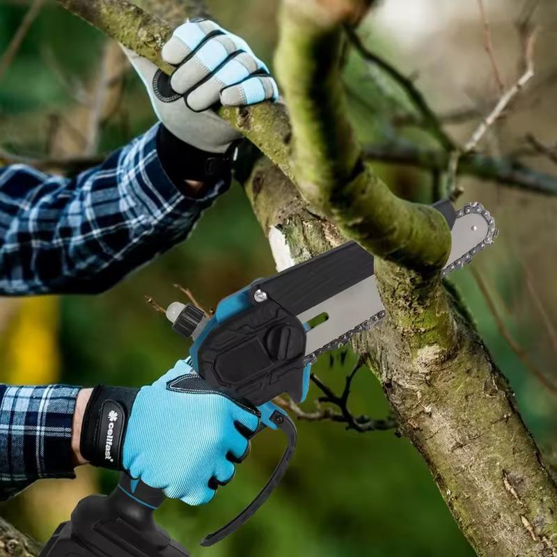 Výkon 1200 W bez kabelů